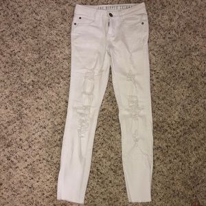 White ripped skinny jeans
